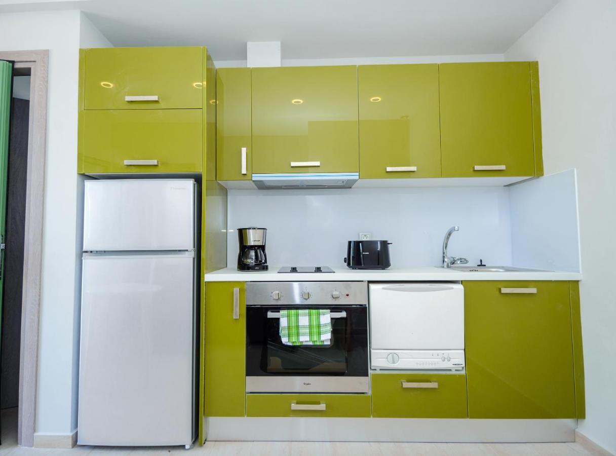 Tzogias Apartments Pan Ласси Экстерьер фото